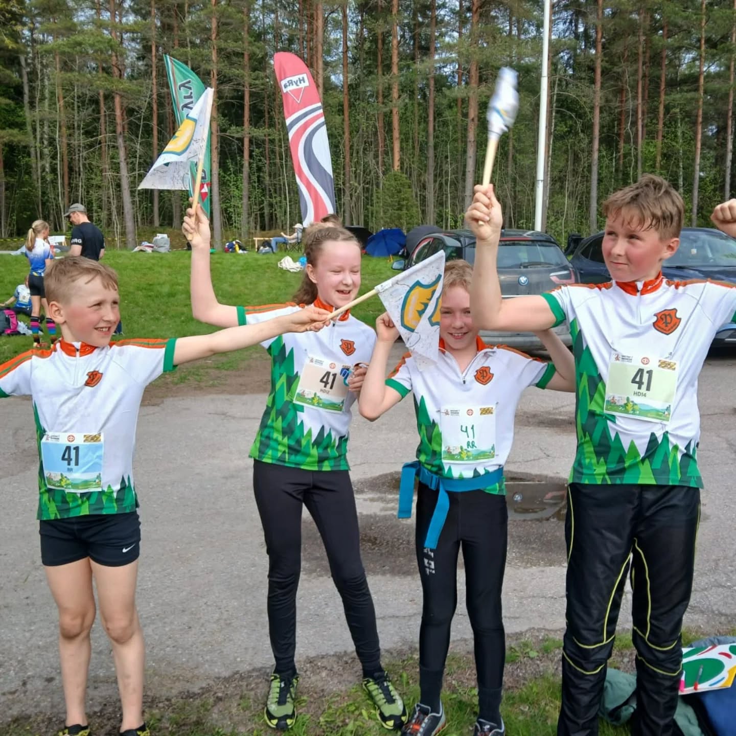 Kompassiviesti Leimaus-tyyliin